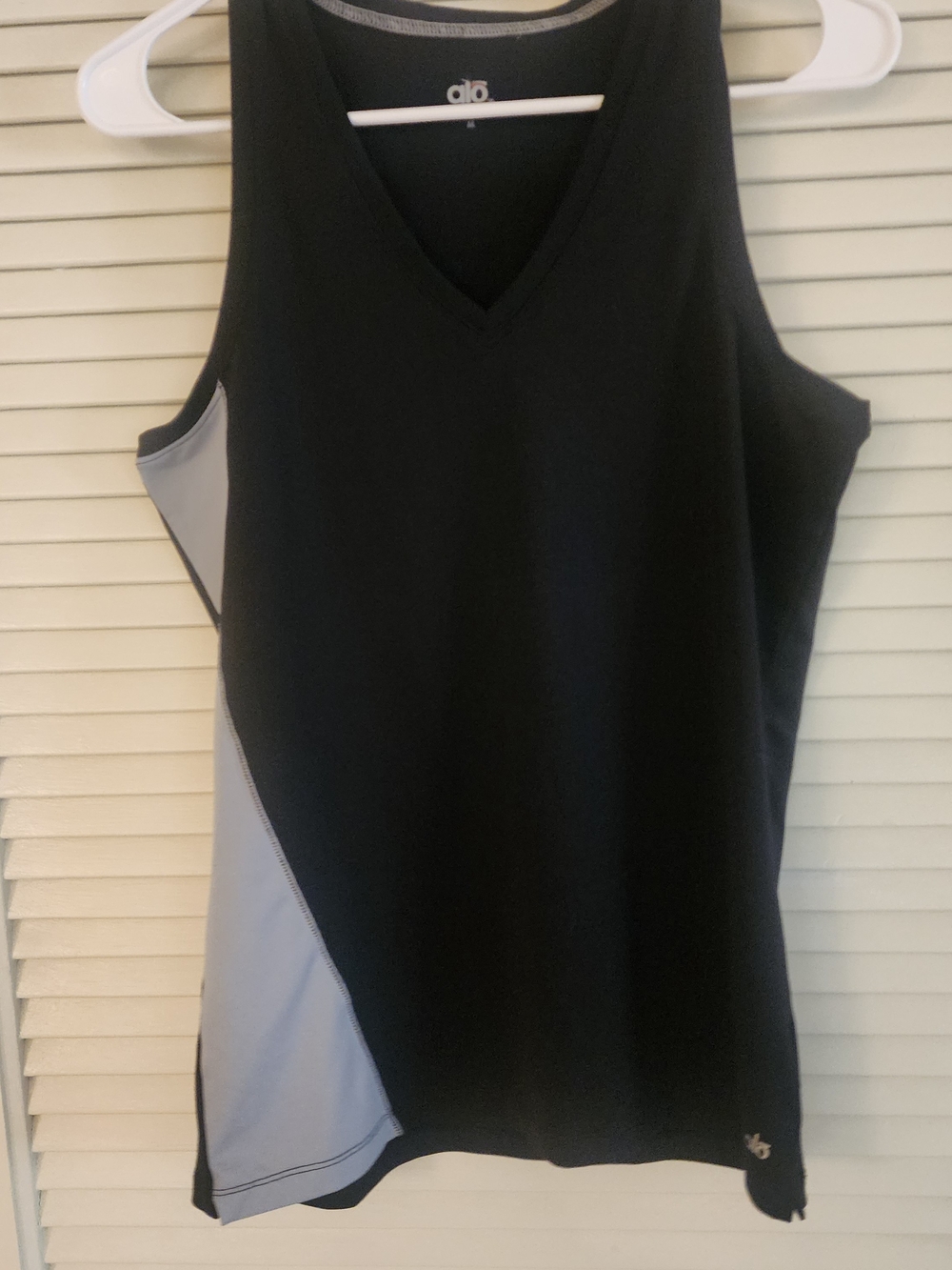 ALO Yoga Black Performance Tee with Subtle Logo
